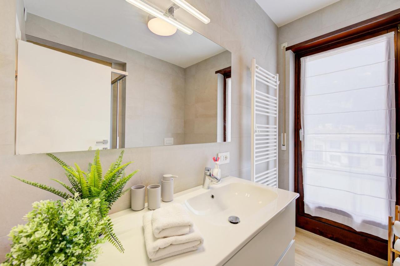 Balcone Sui Tigli Few Min From The Lake - Happy Rentals Riva del Garda Exterior foto