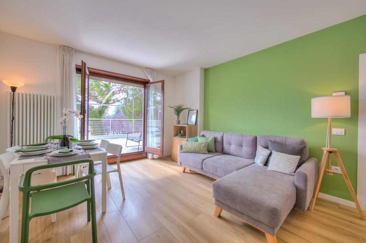 Balcone Sui Tigli Few Min From The Lake - Happy Rentals Riva del Garda Exterior foto